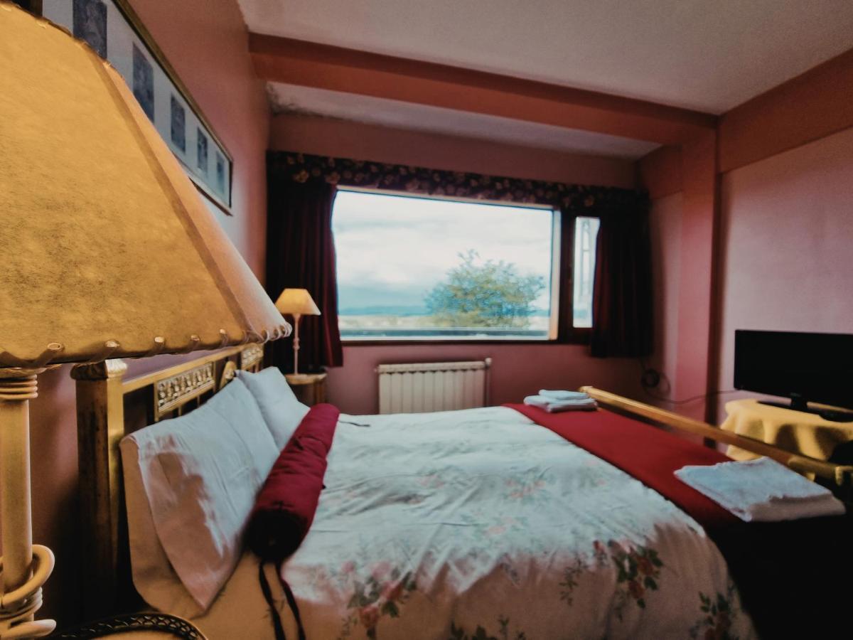 Flor Austral Hotel Ushuaia Ngoại thất bức ảnh