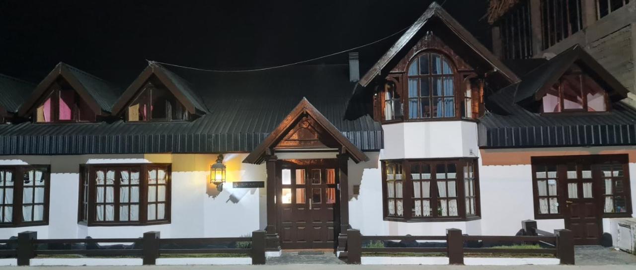 Flor Austral Hotel Ushuaia Ngoại thất bức ảnh